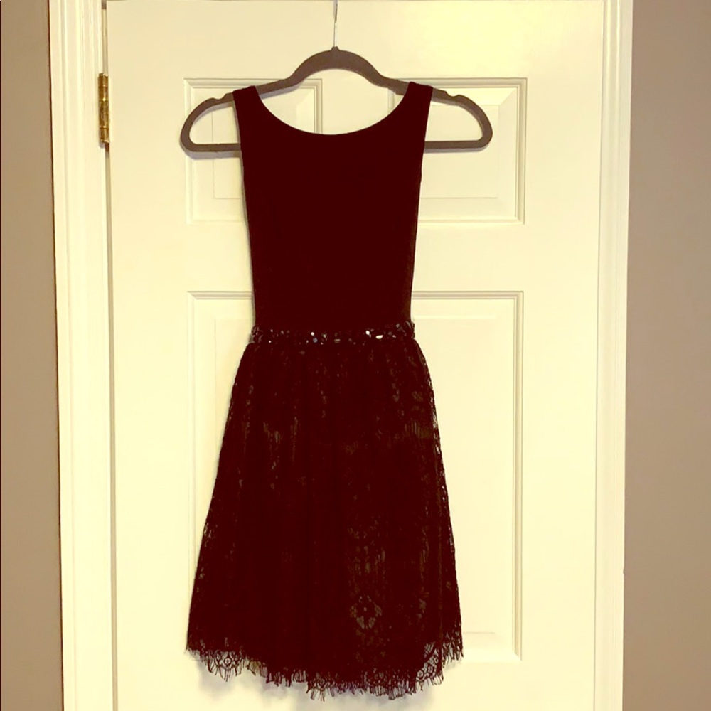 Black Sleeveless Cocktail Dress